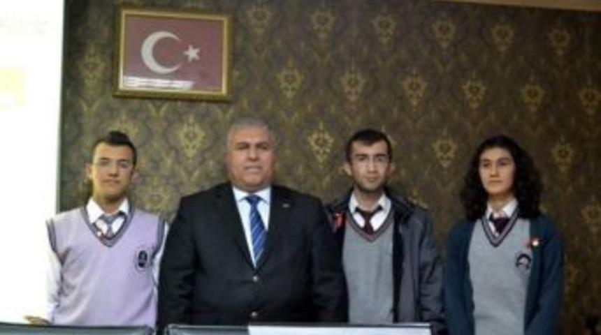 Besni&rsquo;de Başarılı &Ouml;ğrenciler &Ouml;d&uuml;llendirildi