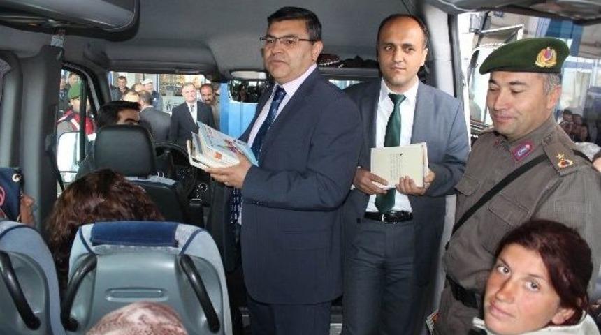 Beyşehir&rsquo;de &ldquo;her Koltuğa Bir Kitap&rdquo; Projesi