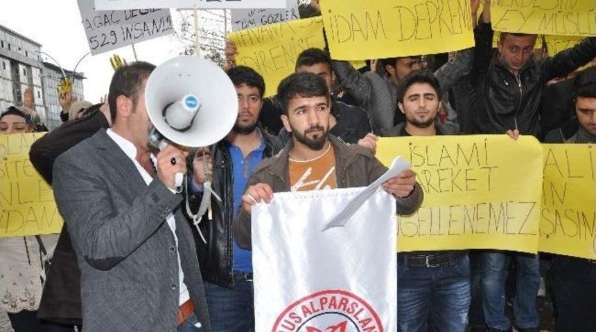 Mısır'daki İdam Kararına Tepki