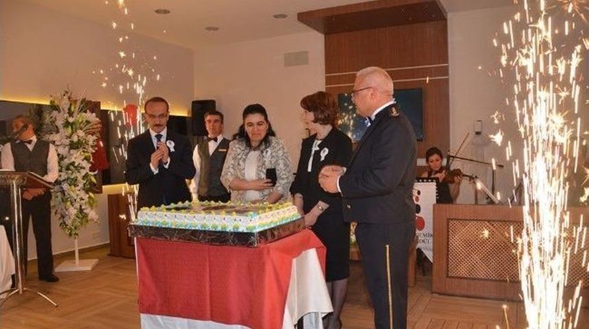 Uşak'ta Polis Haftası Etkinlikleri Kapanış Resepsiyonu İle Sona Erdi