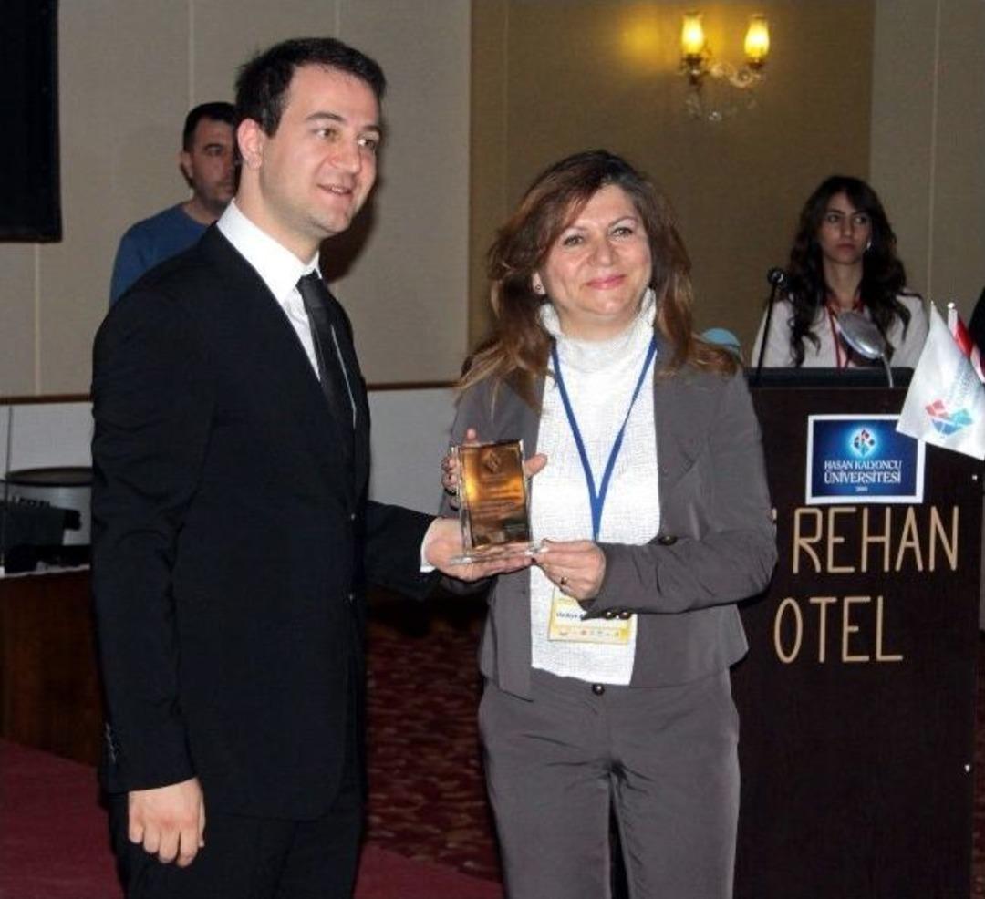 Hk&uuml; Tarafından Yoğun Bakım Hemşireliği Kongresi Yapıldı