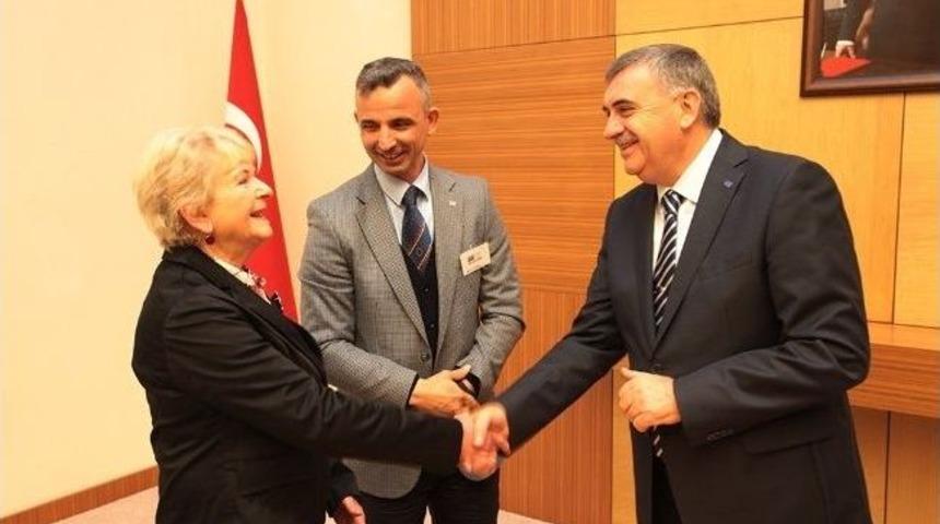 Sakarya - Karlsruhe Bağı G&uuml;&ccedil;leniyor