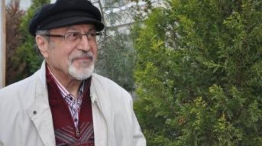 Şair Kırımlı İle "sebepsiz Sevin&ccedil;ler" Karşıyaka'da