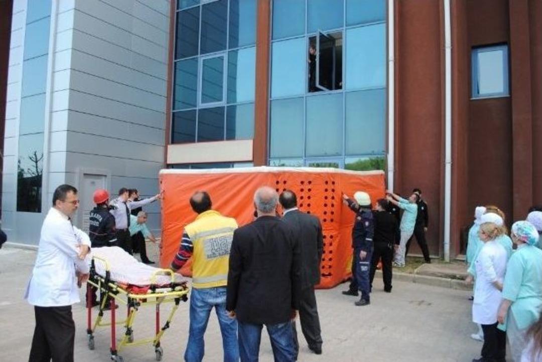 Seah Korucuk Kamp&uuml;s&uuml;nde Ger&ccedil;eği Aratmayan Yangın Tatbikatı