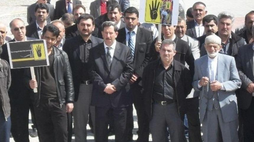 Kovancılar'da Mısır'daki İdam Kararına Tepki