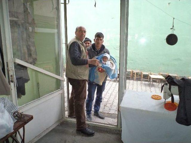 Varto da Bahar Ayı İle Birlikte Dilenci Sayısında Artış 1