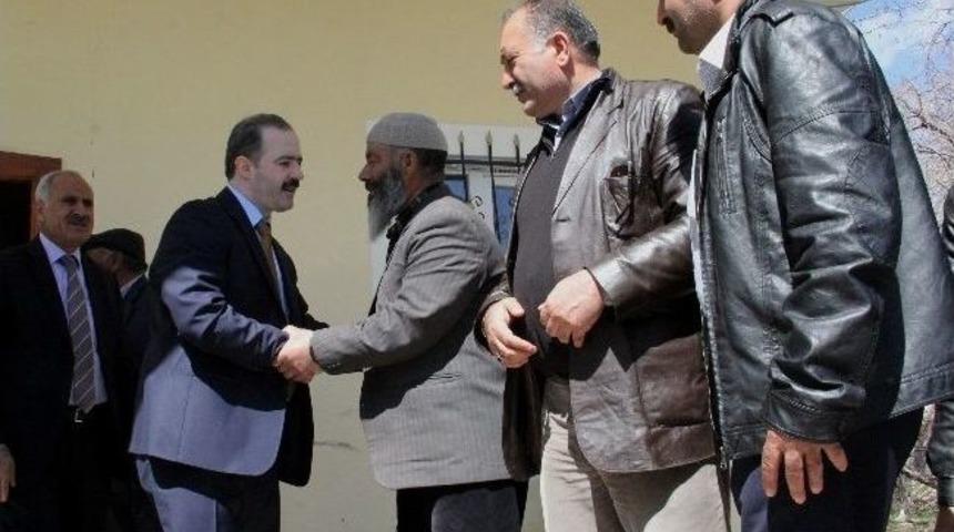 Tuşba Belediye Başkanı Do&ccedil;. Dr. &Ouml;zg&ouml;k&ccedil;e, K&ouml;y Ziyaretlerine Başladı