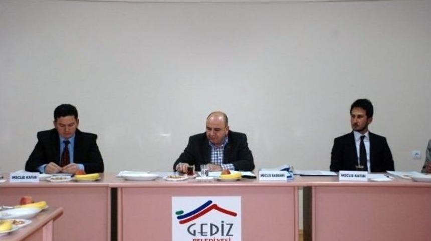 Gediz Belediye Meclisi İlk Toplantısını Yaptı