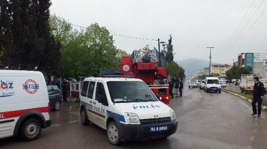 K&ouml;rfez'de Fabrika Yangını