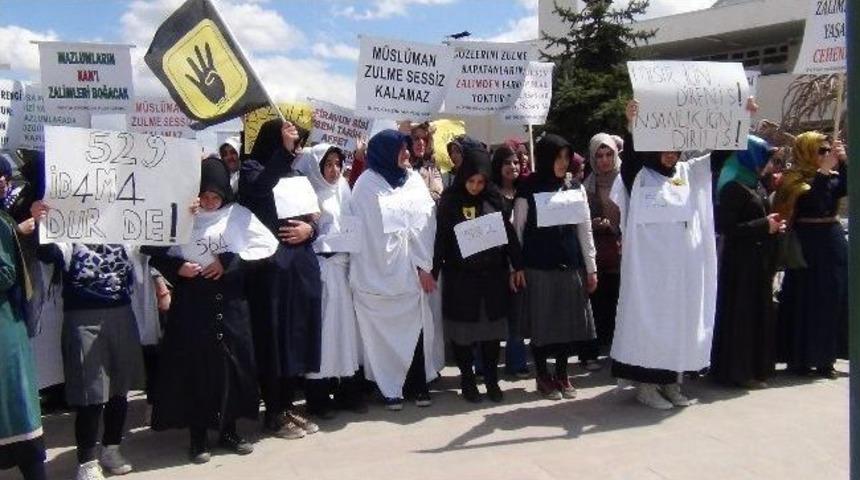 Erzincan&rsquo;da Kefenli Protesto