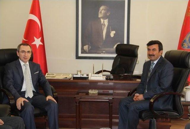 Ticaret Borsası ndan Emniyet M&uuml;d&uuml;r&uuml; Doğan a Ziyaret 1