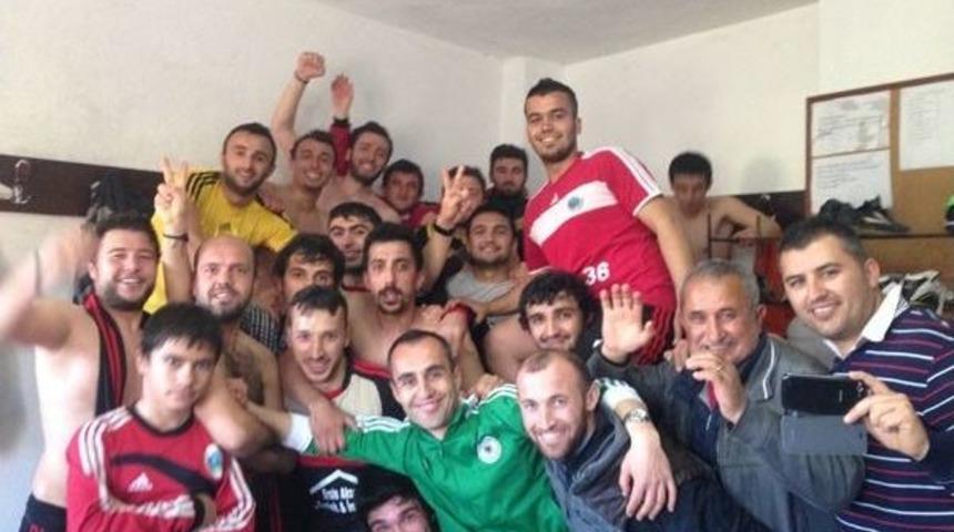 Saltukovaspor Şampiyonluğunu İlan Etti