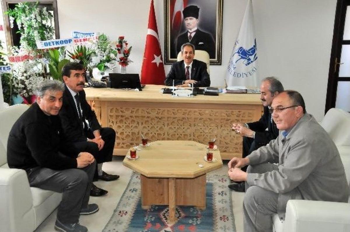 Başkan Akkaya&rsquo;ya Tebrik Ziyaretleri S&uuml;r&uuml;yor