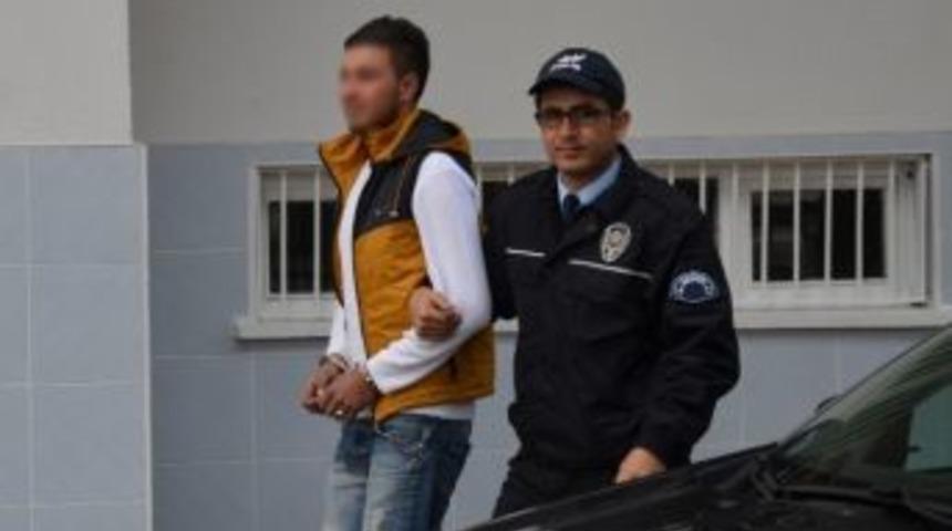 Bı&ccedil;aklama Ve Gasp Ş&uuml;phelisi Adliyeye Sevk Edildi