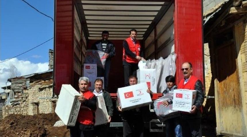 T&uuml;rk Kızılay'ından Yangın Zedelere Yardım