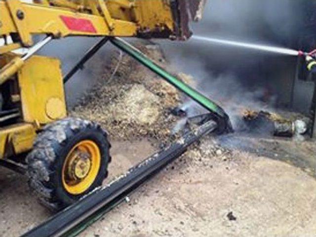 Gediz&rsquo;de Fabrika Yangını 1