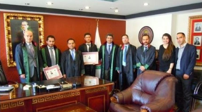 Gen&ccedil; Avukatlarda C&uuml;bbe Giyme Heyecanı