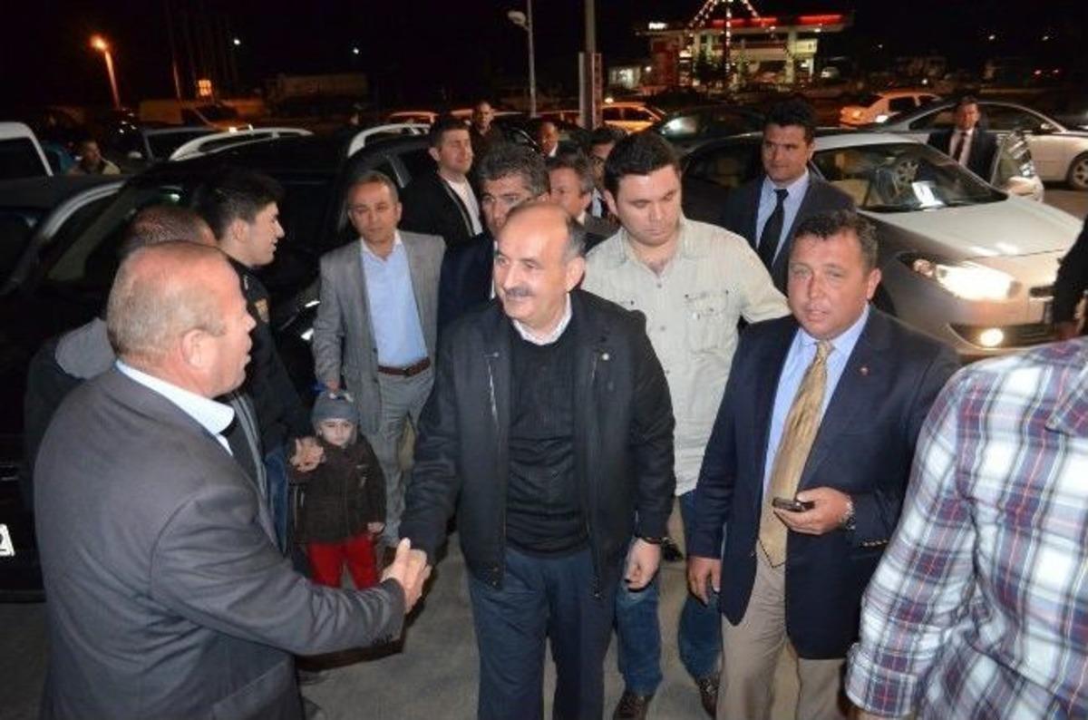 M&uuml;ezzinoğlu: "pensilvanya&rsquo;ya Değil Halka Kulak Verin"