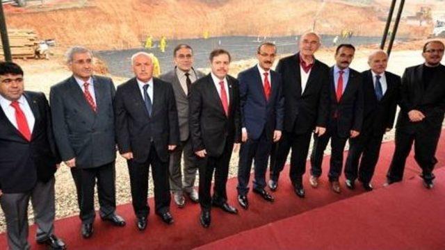 Hayırsever İş Adamından Uşak Üniversitesine Önemli Yatırım