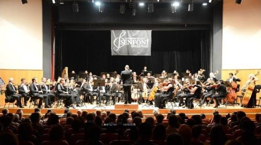 H&uuml;seyin S&ouml;zl&uuml; &Ccedil;dso Konserinde