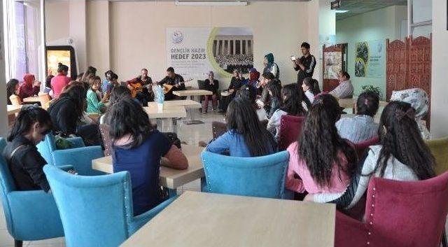 Hakkarili 280 Gen&ccedil; Turistik Mekanlarla Buluştu 1