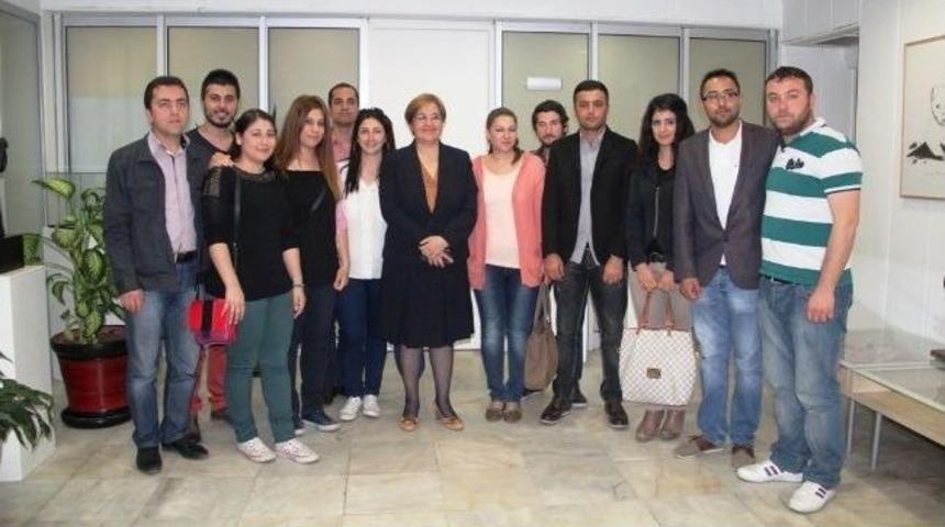 Konak Belediye Başkanı Sema Pekdaş&rsquo;tan Gen&ccedil;lere &Ouml;ğ&uuml;tler