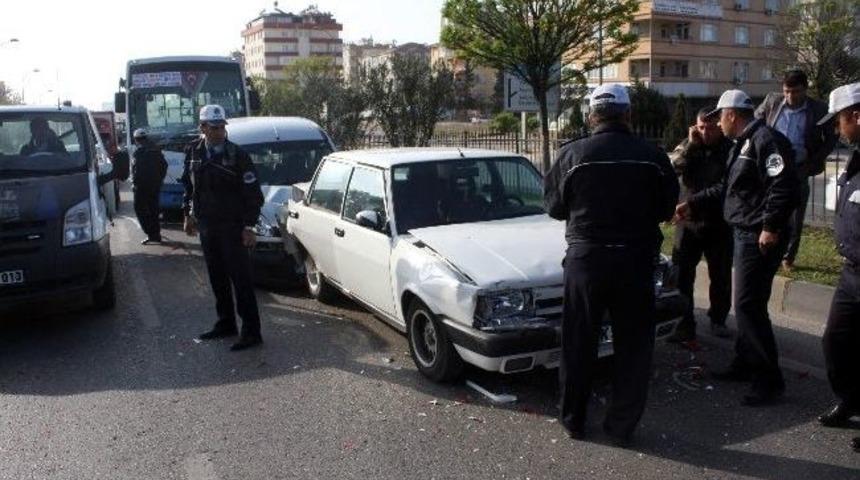 Gaziantep&rsquo;te Zincirleme Trafik Kazası: 9 Yaralı