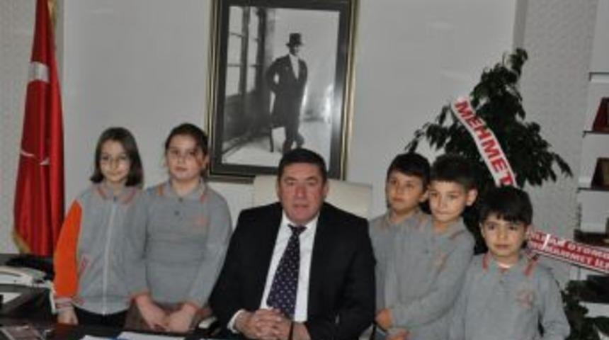 Nuri Tekin &ouml;ğrencilere ilk r&ouml;portajını verdi