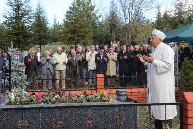 Mustafa Mansız, Mezarı Başında Anıldı 1