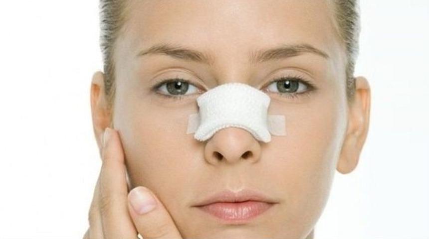 Burun Estetiği Yaptırmayı D&uuml;ş&uuml;nenler Dikkat!