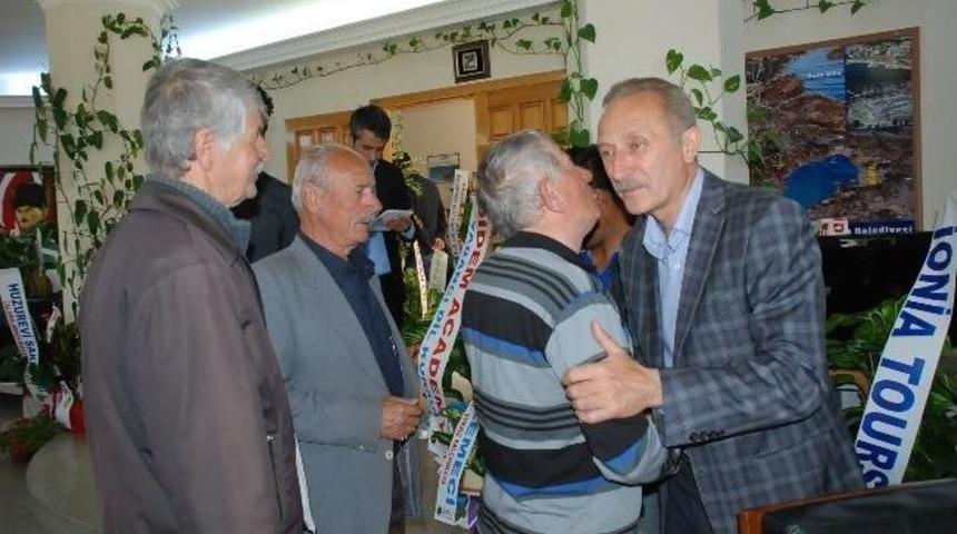 Başkan Atabay, Makamında Tebrikleri Kabul Etti