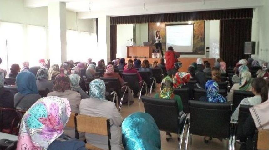 Varto&rsquo;da G&ouml;n&uuml;l El&ccedil;ileri Projesi Kapsamında Aile Eğitimi Verildi