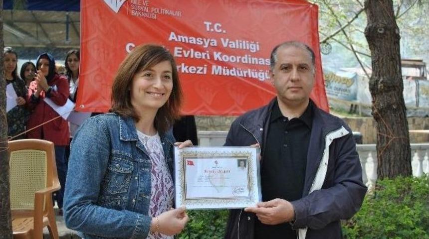 Bakıcı Annelere Ekstra Eğitim