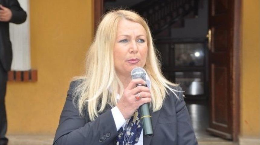 'm&uuml;zeb&uuml;s' Afyonkarahisarlı &Ouml;ğrencilerle Buluşacak