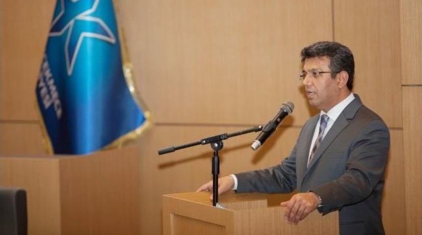 K&uuml;&ccedil;&uuml;k&ccedil;ekmece'de Meclisin İkinci Toplantısında, 2013 Yılı Faaliyet Raporu Onaylandı