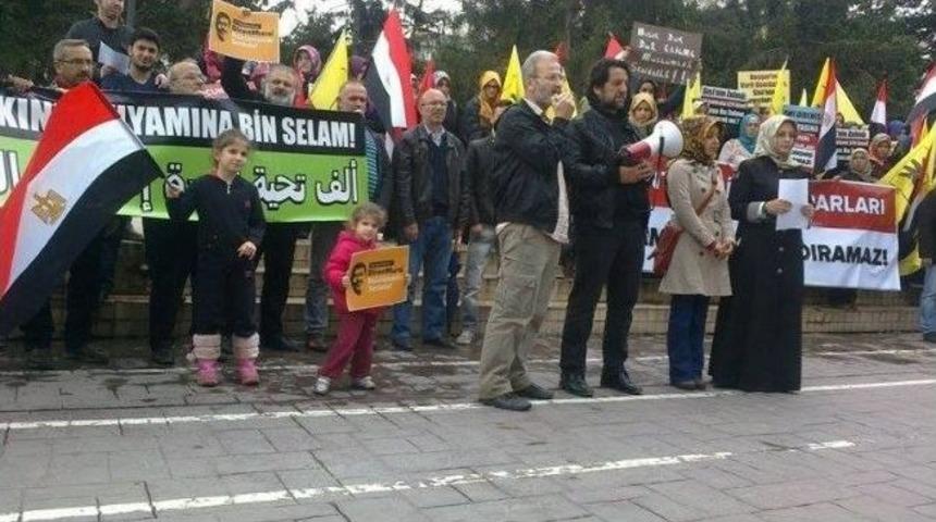 Mısır&rsquo;a Tepkiler S&uuml;r&uuml;yor