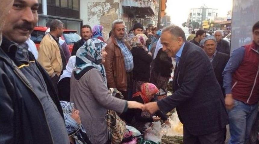 Başkan Badem, Pazarcı Esnafına Teşekk&uuml;r Etti