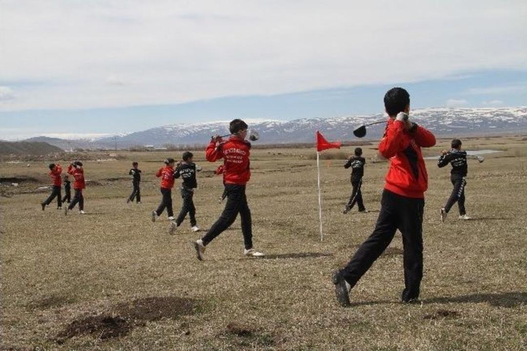 Merada T&uuml;rk İşi Golf