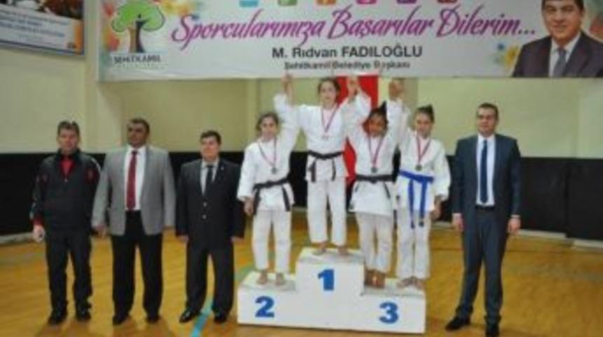 Yalovalı Tuana Bi&ccedil;er T&uuml;rkiye İkincisi Oldu