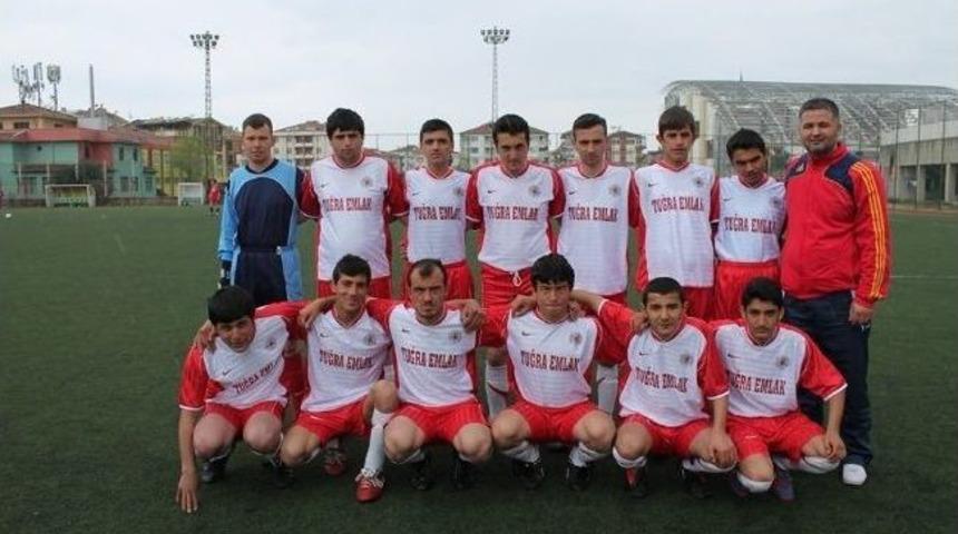 Yalovalı &Ouml;zeller Lige Farklı Başladı