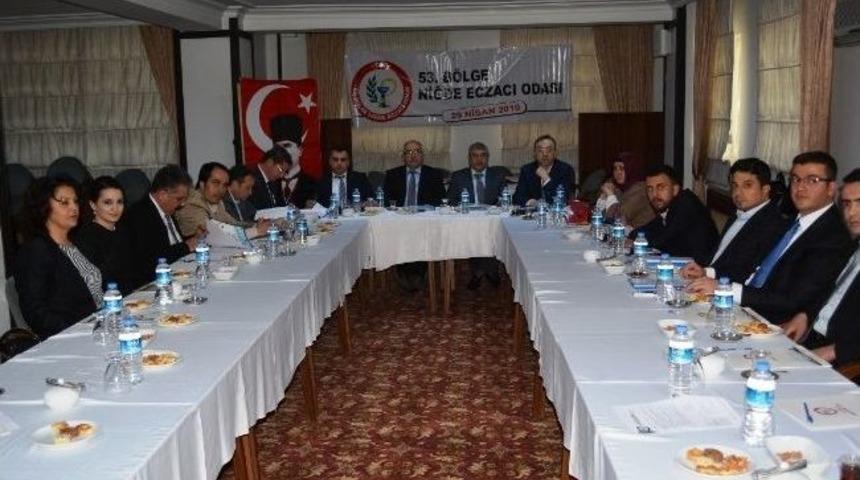 "g&uuml;neyde Eczacılık Buluşması&rdquo; Niğde&rsquo;de D&uuml;zenlendi