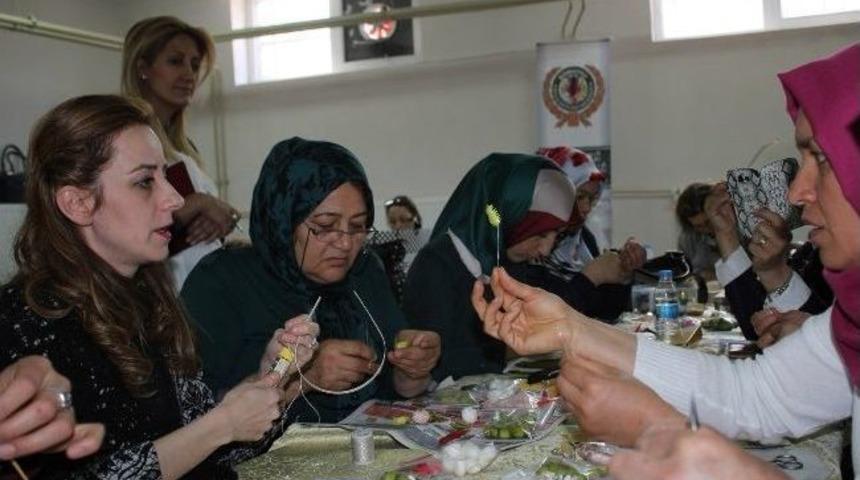 -usta &Ouml;ğreticilere El Sanatları Semineri