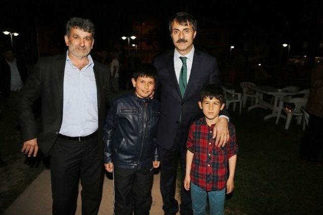 Başkan Alemdar K&ouml;pr&uuml;başı Mahallesi&rsquo;nde Vatandaşlarla Buluştu 3