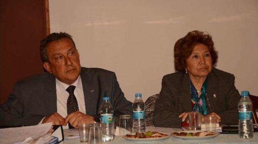 Dikili'nin İlk Meclisi Toplandı