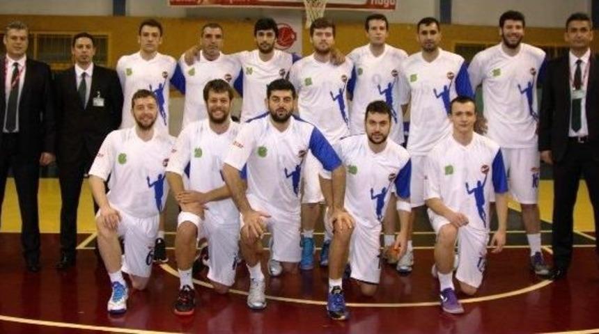 B&uuml;y&uuml;kşehir Basketbol Takımı 2. Lig Hedefinde İddialı
