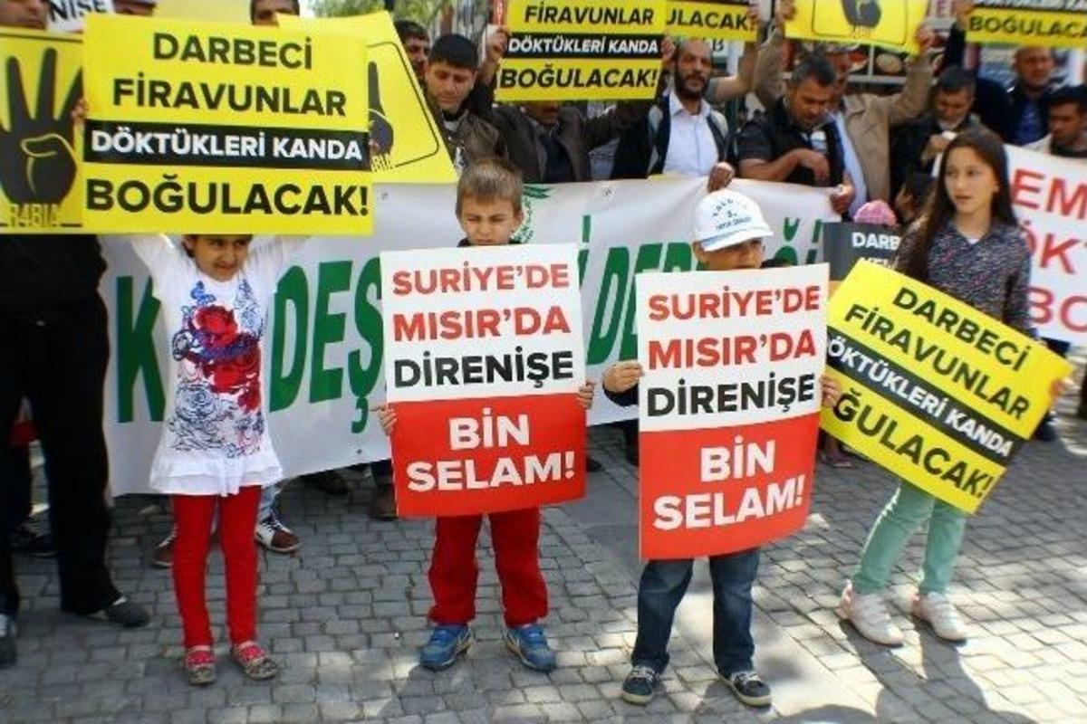 Mısır&rsquo;daki İdamlar Edremit&rsquo;te Protesto Edildi