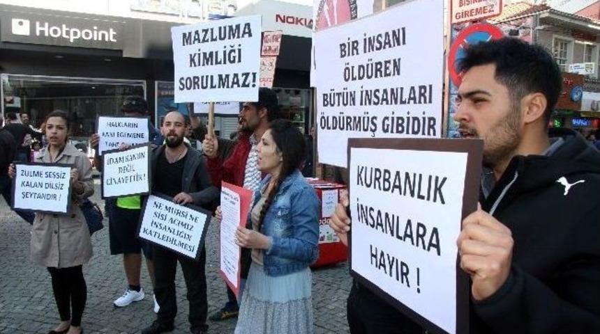 Mısır'da 529 Kişinin İdamına Antalya'da 5 Kişilik Protesto