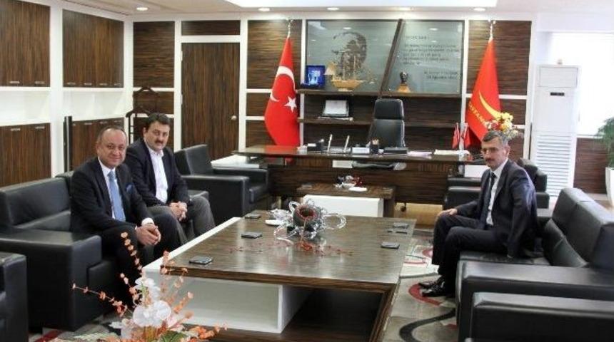 Vali Bektaş&rsquo;tan Belediye Başkanı Babaş&rsquo;a Ziyaret