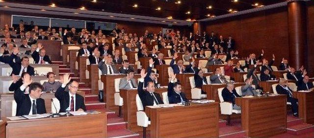 Trabzon B&uuml;y&uuml;kşehir Belediye Meclisi Tarihi Toplantısını Ger&ccedil;ekleştirdi 1