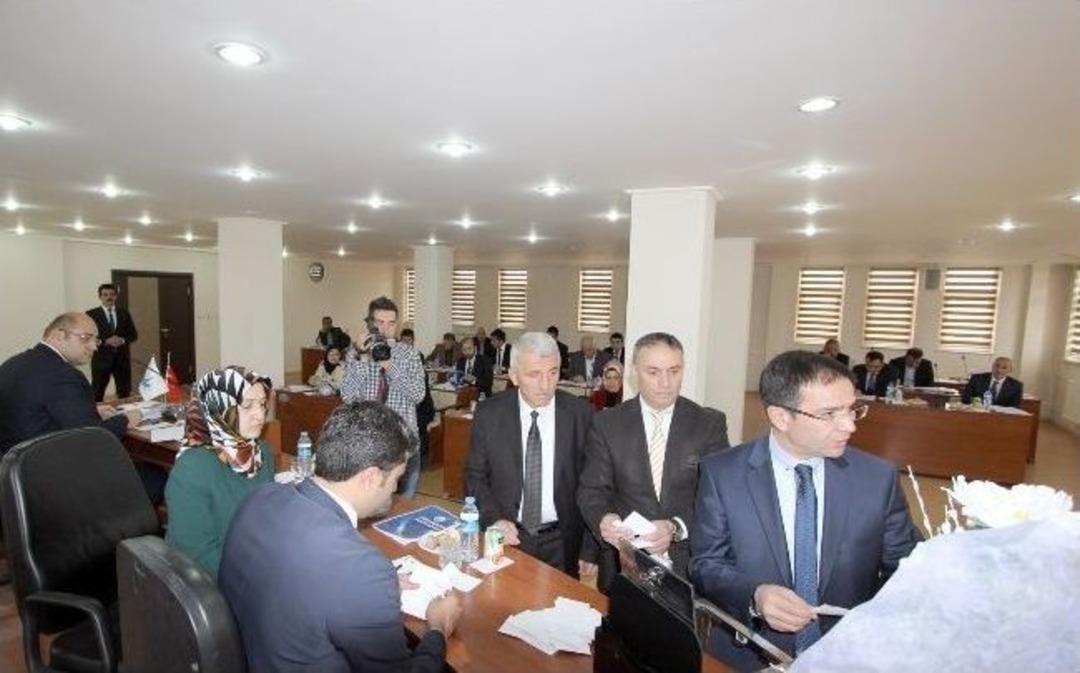 Aziziye Belediye Meclisi İlk Toplantısını Yaptı